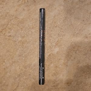 KAB Felt Tip Eyeliner Matte Black